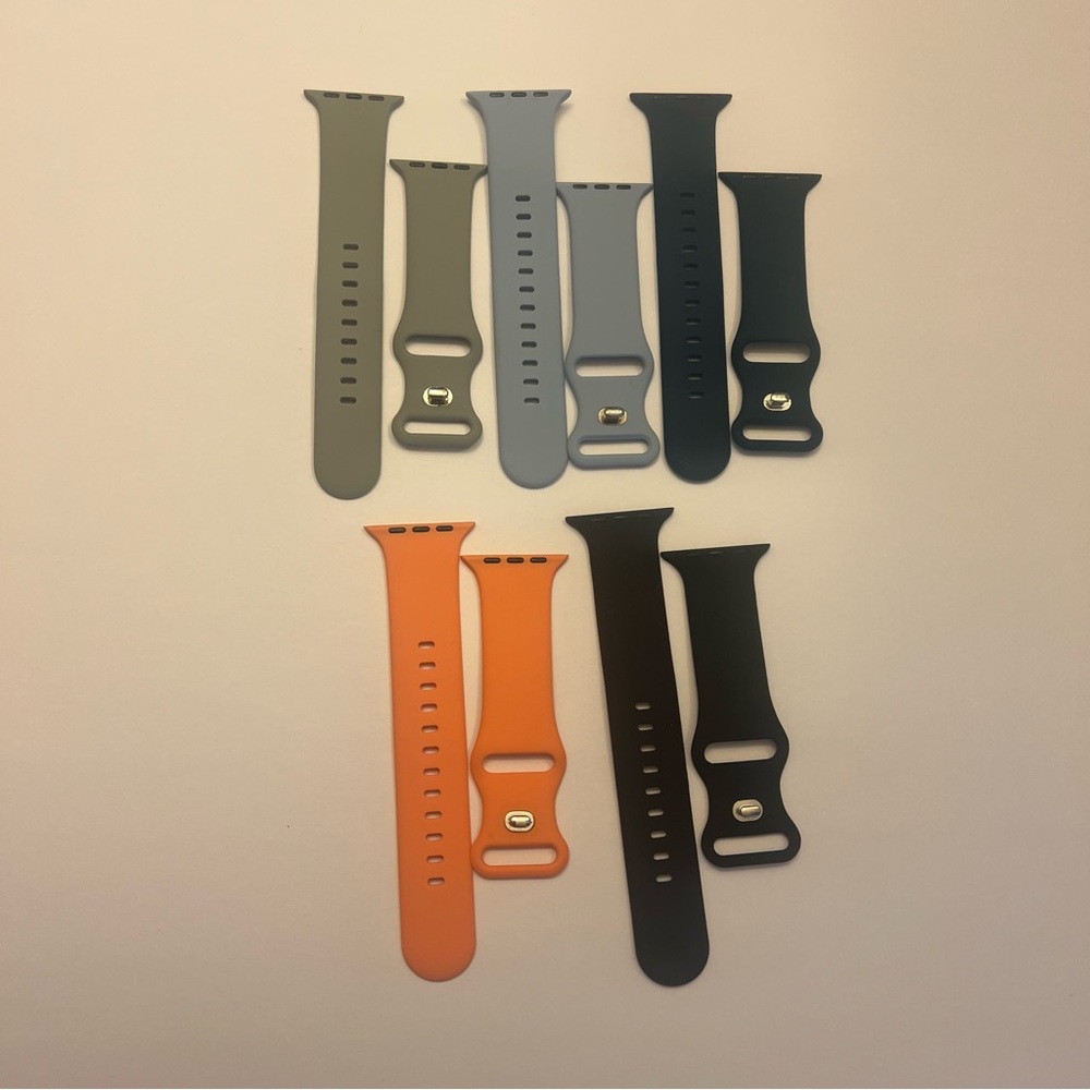Apple Watch Bands 42/44/46mm, New Without‎ Tags, set of 5